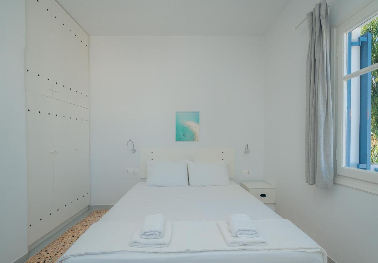 Esmeralda * Apollonia (Sifnos)